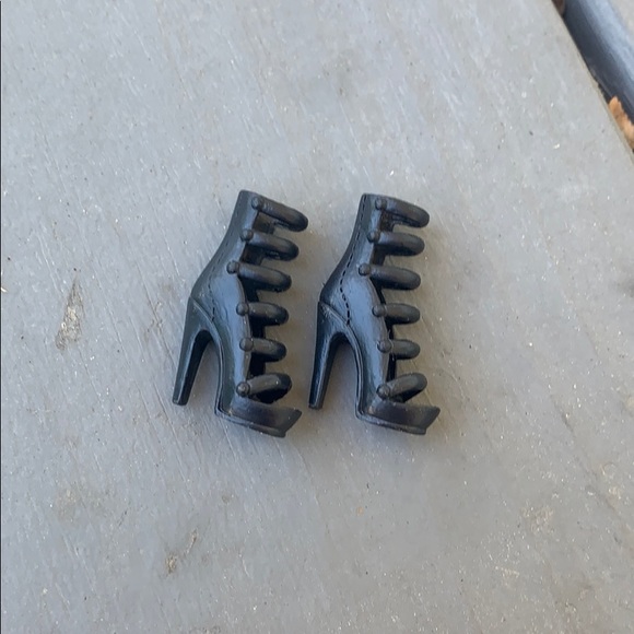 Tall black Barbie heels - Picture 2 of 5